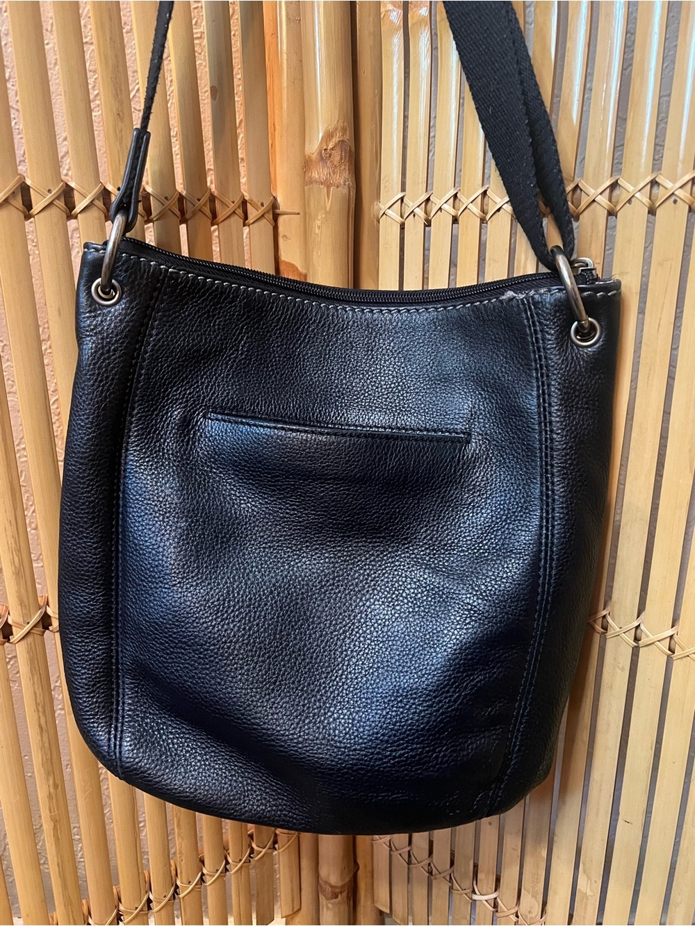 The Sak Black Pebbled Leather Shoulder crossbody  Bag - Picture 2 of 4